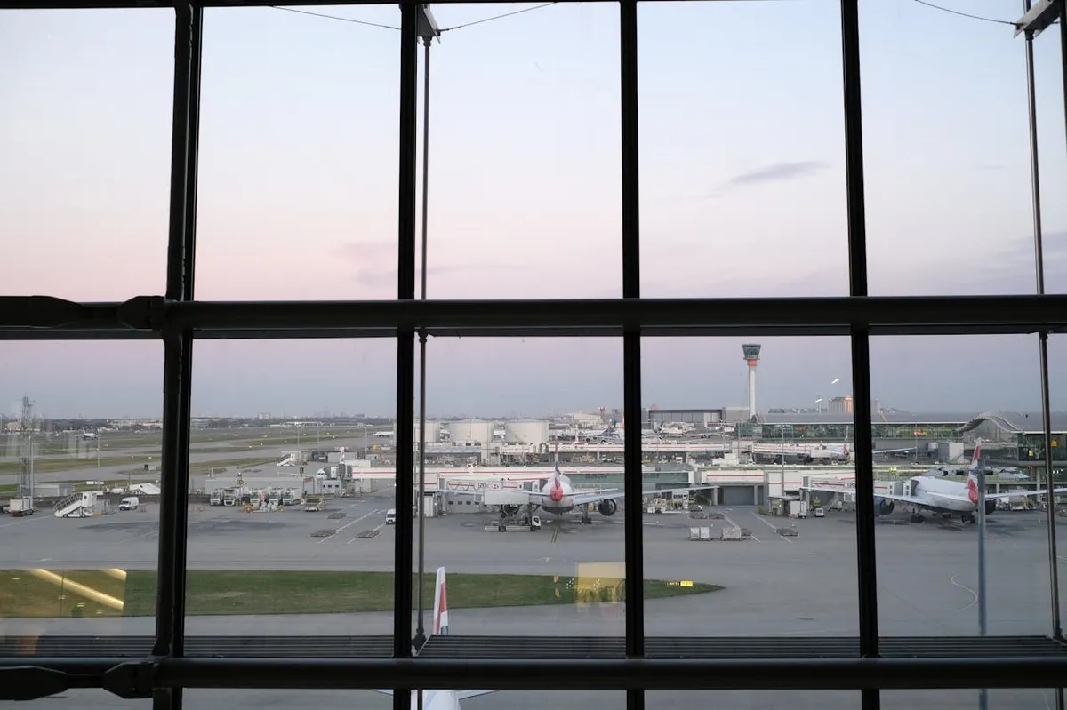 Asia flights cancelled delayed: Asia Flights Cancelled and Delayed: 445 Cancellations and 3,839 Delays Hit Major Hubs