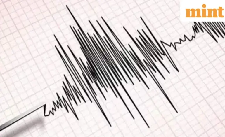 earthquake in delhi just now — IN news