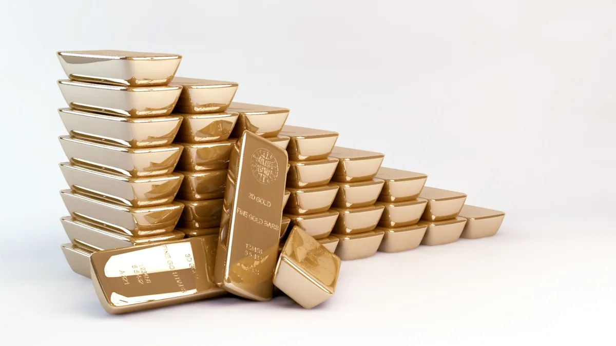 Gold Prices Plummet After Record Trading Volumes
