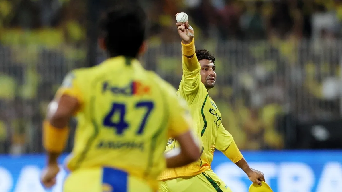 Gurjapneet Singh Makes Stunning IPL Debut with Wicket on First Ball