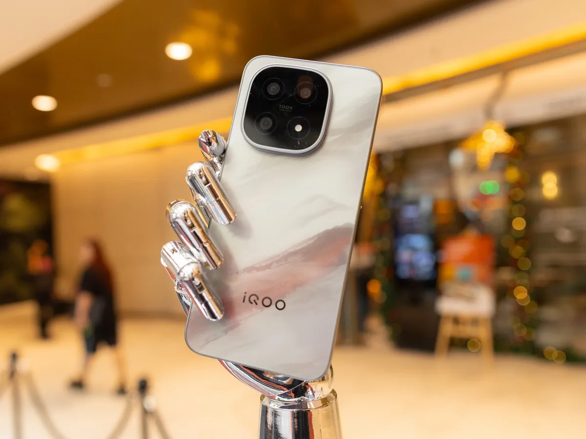 IQOO 15 Apex Edition Launches with Impressive Features