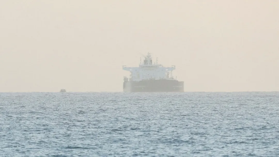 Iranian Oil Tanker Ping Shun Diverts to China Amid Payment Concerns
