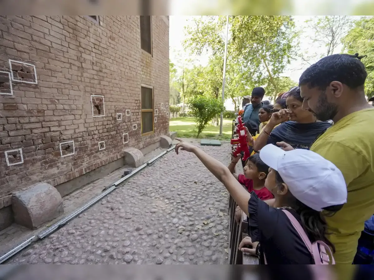 Jallianwala bagh: Remembering the  Massacre: A Tribute to the Martyrs