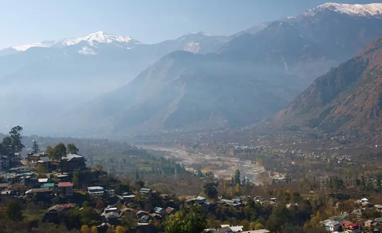 Kullu: Tragedy Strikes : Tourists Killed in Vehicle Accident