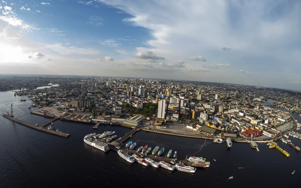 Manaus: A New Power Plant and Political Shifts