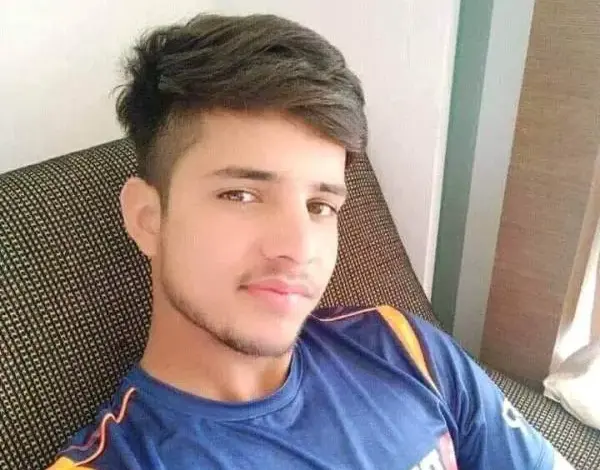 Rasikh Salam’s Struggles Highlighted in IPL 2026 Match Against RCB