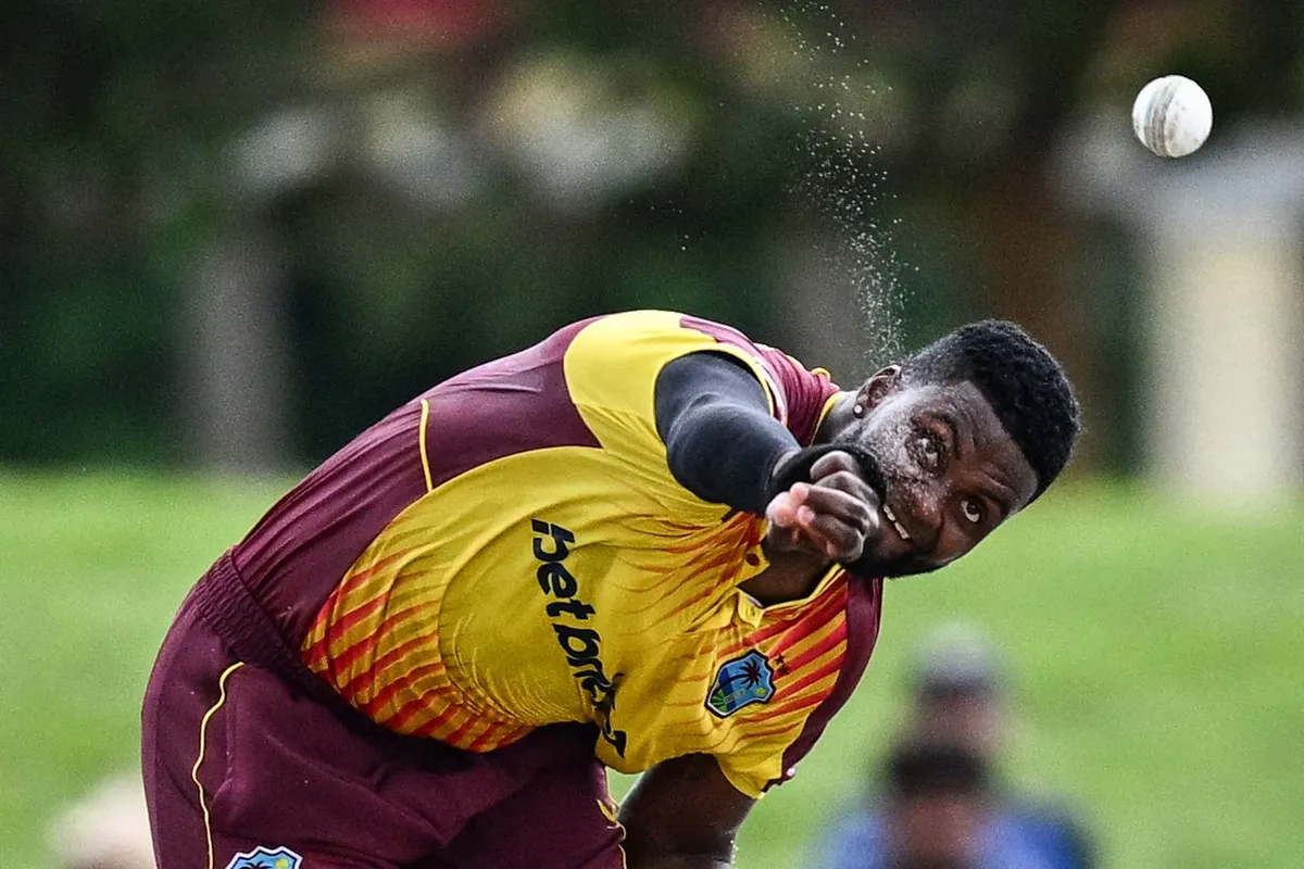 Romario Shepherd Shines as RCB Defeats Mumbai Indians in IPL 2026