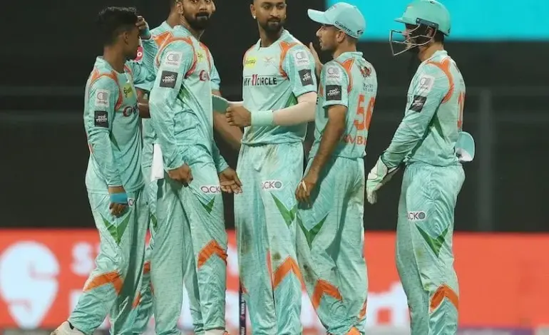 Royal Challengers vs Super Giants: A Clash of Titans at Chinnaswamy Stadium
