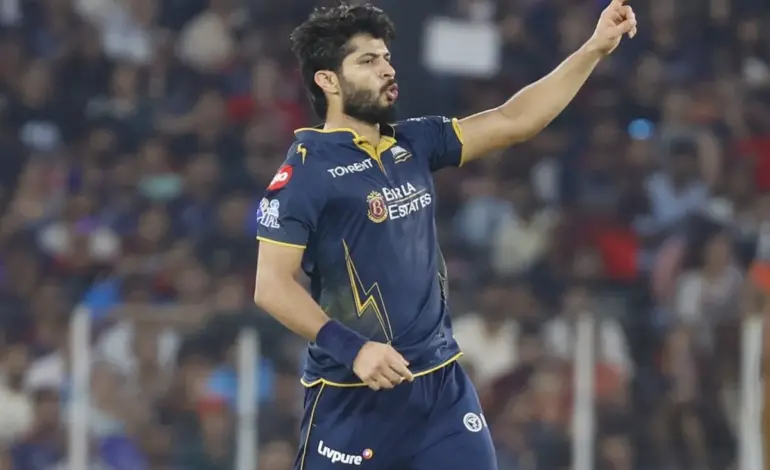 Arshad Khan Dominates as RCB Falls in IPL 2026
