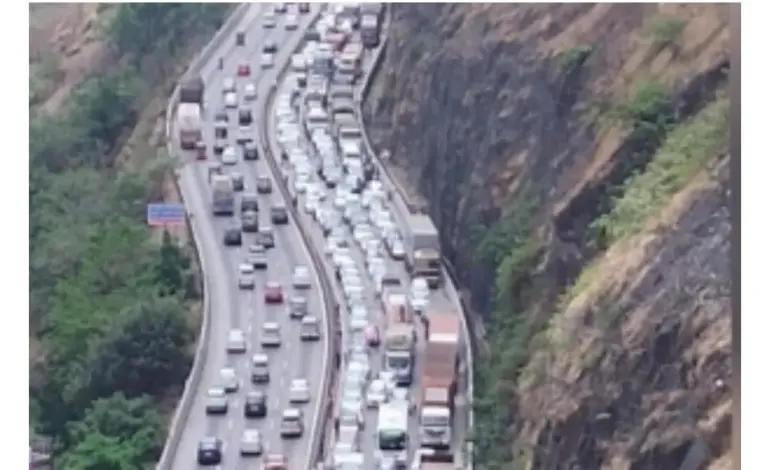 mumbai - pune expressway — IN news