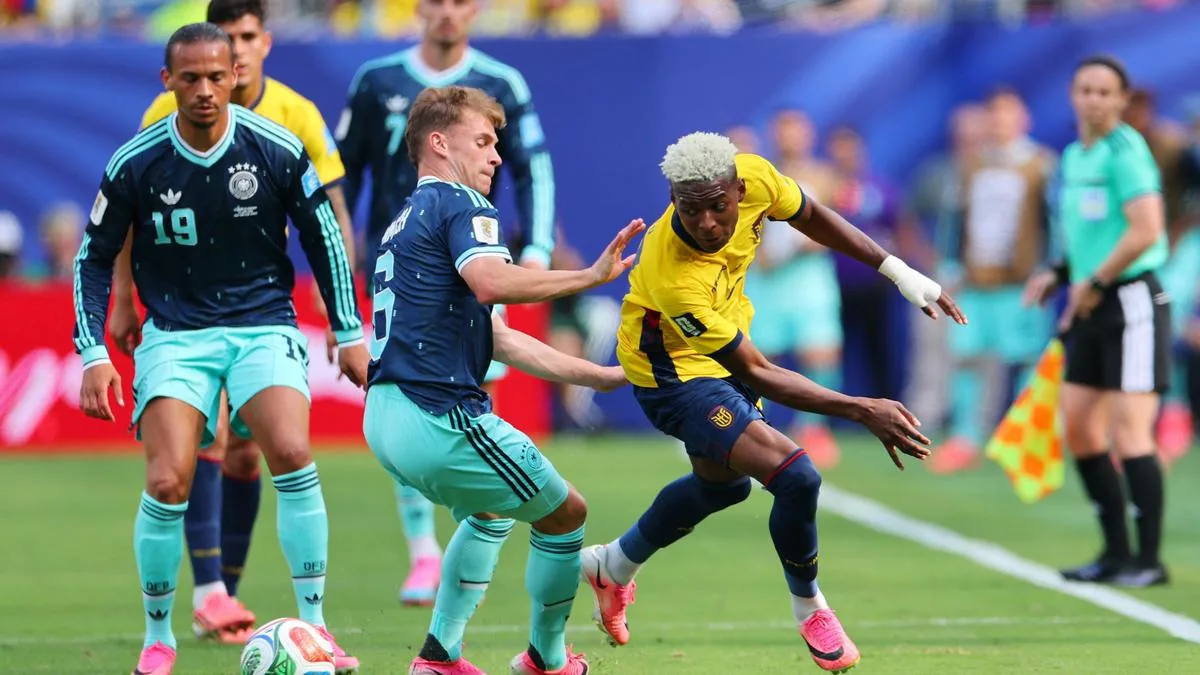 Ecuador stuns Germany 2-1 to reach World Cup knockout stage