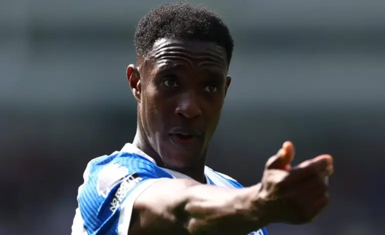 Danny Welbeck: Chelsea in talks to sign Brighton forward