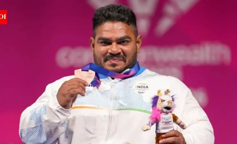 Commonwealth Games: Jhandu Kumar wins India's first medal in para powerlifting; day 2 brings mixed results in Glasgow