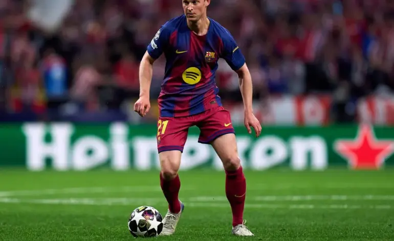 Manchester United face midfield transfer challenges amid missed targets